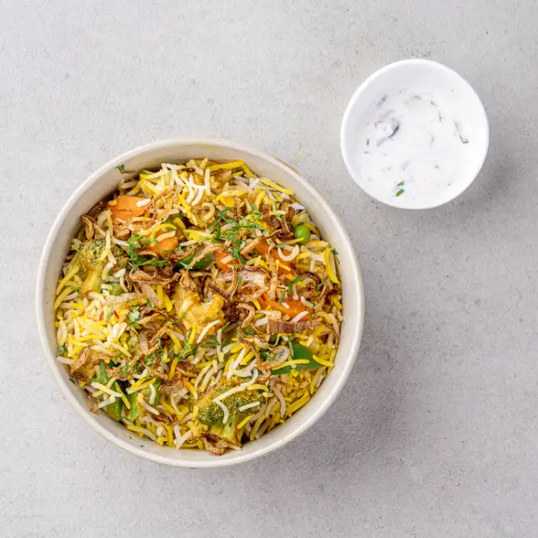 Chettinadu Vegetable Biryani With Eggplant Raita